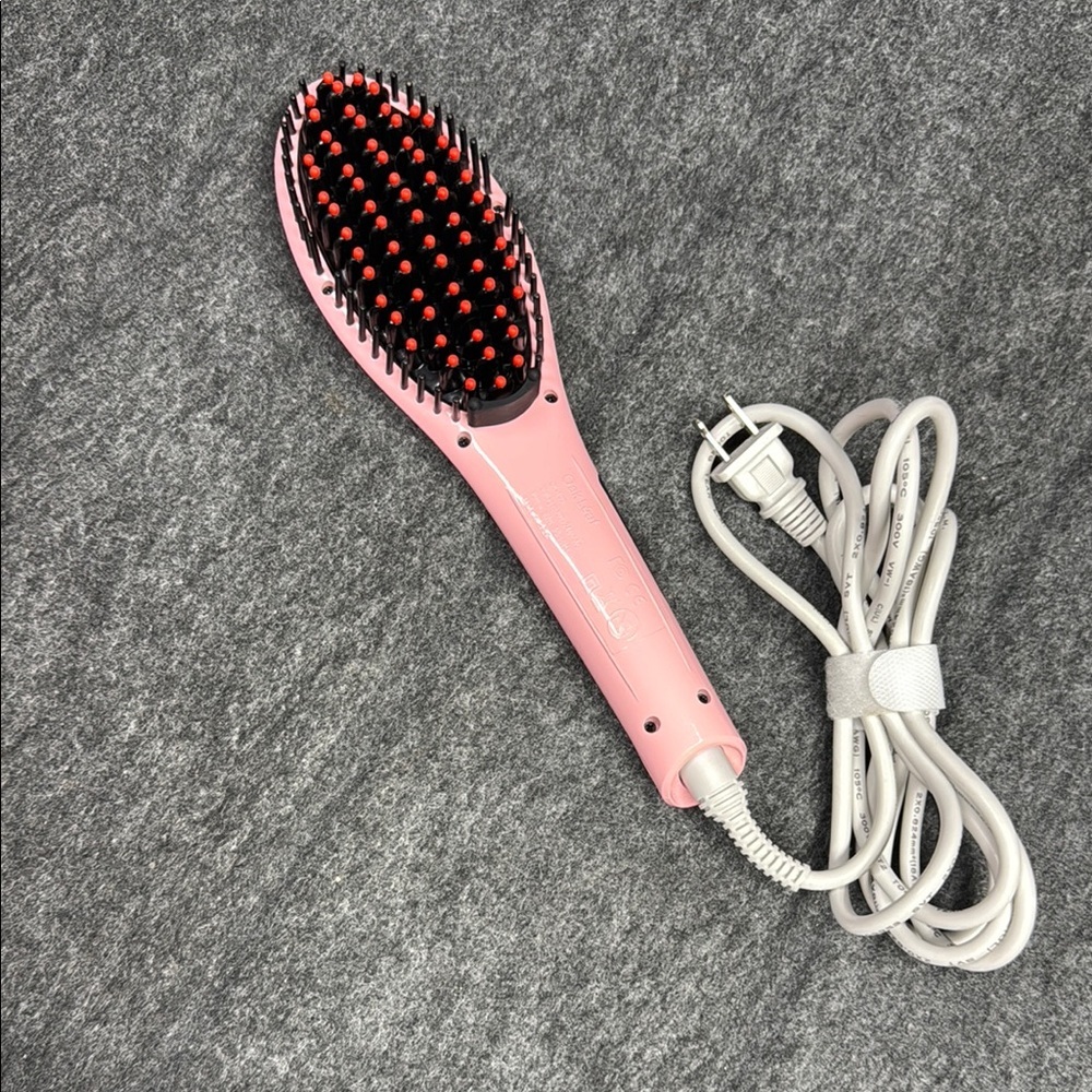 Pink Hair Straightening Brush - Picture 3 of 5